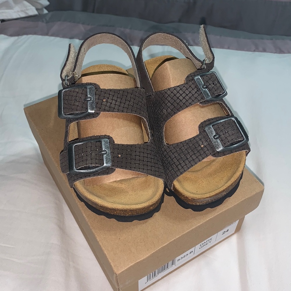 Tocoto Vintage Unisex Toddler Sandals